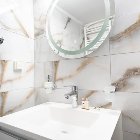 Apartment Petralona Cozy 1 Bedroom 2 Persons By Mps *